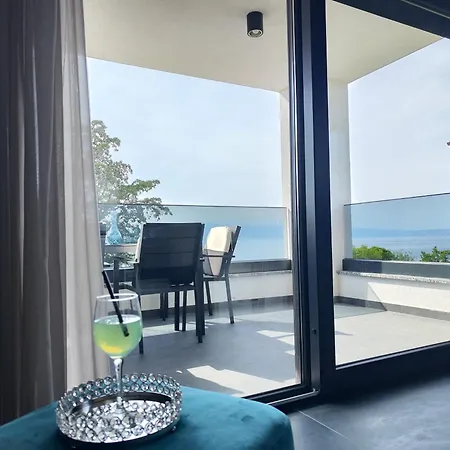 Golden Sunset 2 דירה