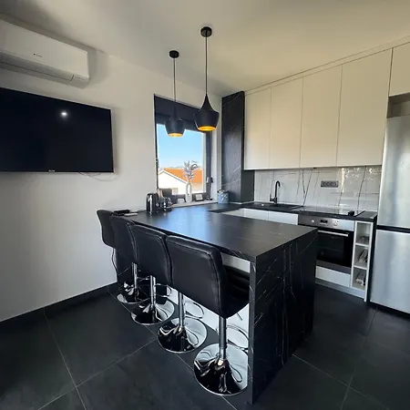 Golden Sunset 2 דירה *