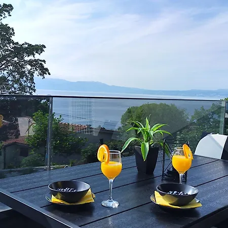 Apartment Golden Sunset 2 *