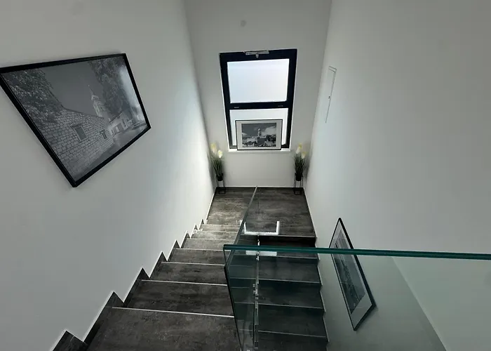 Golden Sunset 2 Njivice