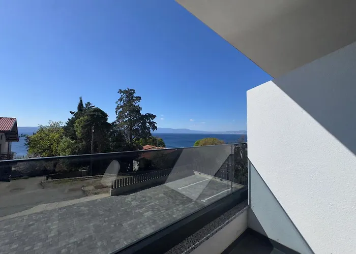 Golden Sunset 2 * Njivice