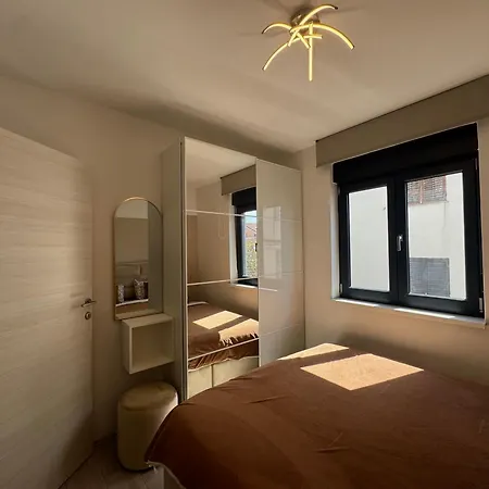 Golden Sunset 2 Apartment *